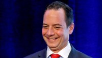 Kepala Staf Gedung Putih Reince Priebus mengundurkan diri dari posisinya pada 31 Juli 2017. Namun ada yang menyebut dia dipaksa keluar dari Gedung Putih. Priebus yang mantan Ketua Komisi Nasional Partai Republik ini memang tidak pernah masuk ke inner circle Trump. Dia keluar dari Gedung Putih usai dituding menjadi pembocor kepada media. Foto: REUTERS/Joe Skipper/File Photo