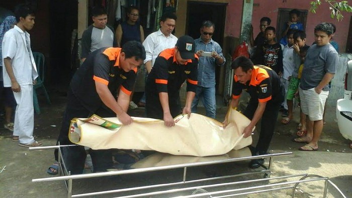 Terlilit Utang, Roni Gantung Diri di Kontrakannya