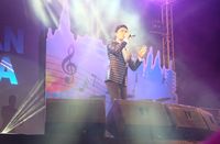 Puas Mencicipi Kuliner Indonesia, Pengunjung Festival Dihibur Andra and The BackBone dan Christian Bautista