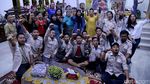 Risers Kunjungi Perajin Tapis Lampung