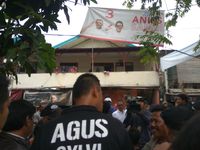 Ada Spanduk Anies Saat Blusukan di Pademangan, Agus: Ini Demokrasi