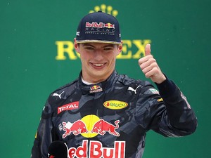 Verstappen di Interlagos: Dari Posisi 14 ke Posisi Tiga dalam 12 Lap Saja