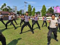 Jelang Pengamanan Pilkada, Personel Polres Kampar Tingkatkan Latihan Karate