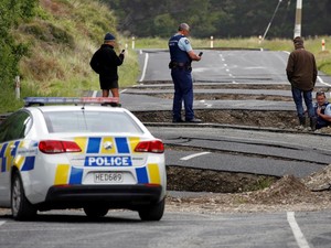 PM Selandia Baru Sebut Dampak Gempa Kuat sebagai Kehancuran Total