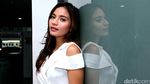 Beby Regitia Looks Like White Roses