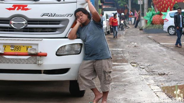 Ini Tips Hadapi Macet Belasan Jam di Rancaekek