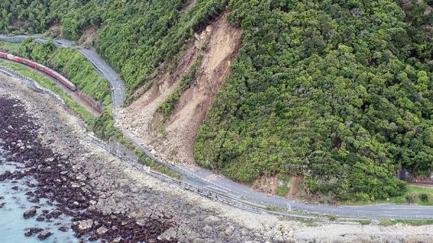 Akses jalanan di salah satu wilayah Selandia Baru terputus akibat gempa