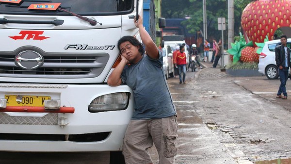 Banjir, Jalan Raya Rancaekek Macet Parah