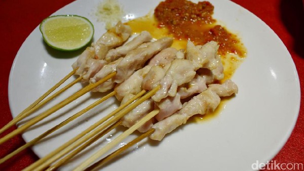 Mau Coba Sate Taichan dengan Paduan Sambal yang Gurih Pedas?