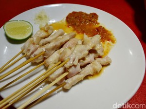 Sate Taichan: Pedas Asam, Sate Ayam dengan Paduan Sambal Rawit yang Menyengat