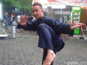 Lebih Sering Pacaran Beda Agama, Volland Humonggio Ngebet Nikah