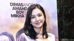 Julie Estelle Sexy in Red, Mikha Tambayong Pamer Perut Langsing