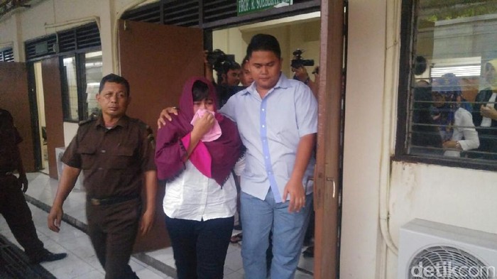 Istri Gembong Gudang Sabu Jepara Dihukum 18 Tahun Penjara