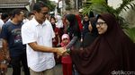 Sandiaga Pamer Jurus Silat Lipet Dompet