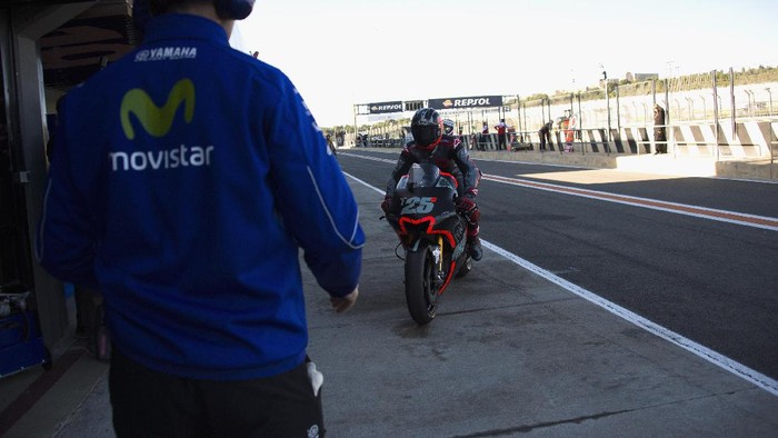 Vinales Tercepat di Hari Pertama, Lorenzo Posisi Ketiga