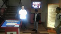 Wali Kota Semarang Berkunjung ke Sekolah Dalam Wujud Hologram