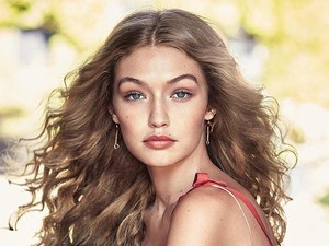 Pengakuan Model Seksi Victorias Secret di Instagram