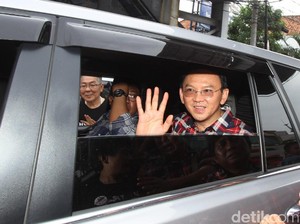 Pendukung Ahok Ingin Proses Hukum Ahok Ditunda Sampai Pilgub DKI Usai