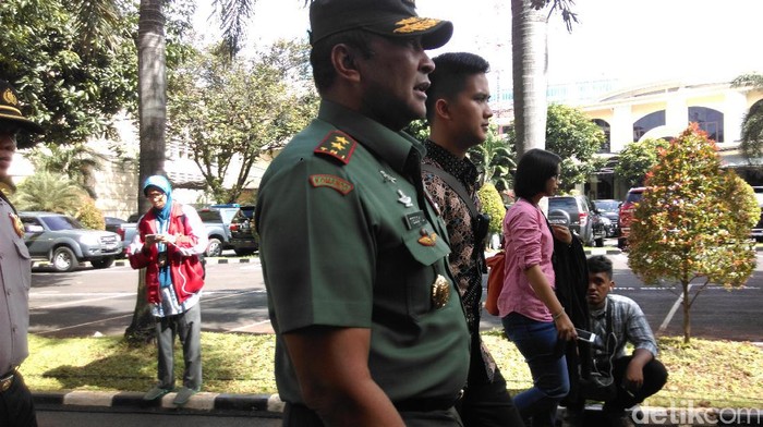 Jelang Gelar Perkara Kasus Ahok, Pangdam Jaya Sambangi Mabes Polri