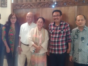 Di Sela Blusukan, Djarot Temui Sukmawati Soekarnoputri