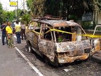 10 Faktor Penyebab Mobil Terbakar