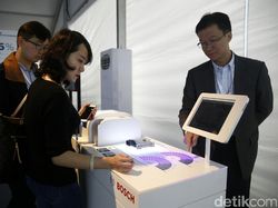 Efek Domino Bidang Teknologi Pada Bisnis