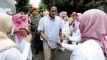Sandiaga Uno Disambut Warga Kalisari Pasar Rebo