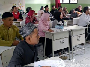 664 Orang Ikuti Seleksi Guru Kajian Alquran dan Kitab Keagamaan di Purwakarta