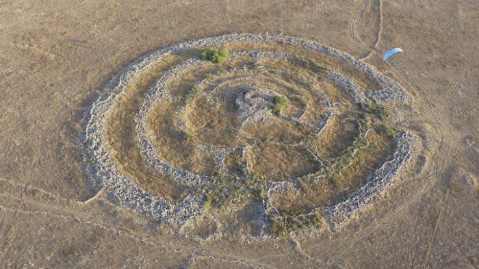 Bukan Crop Circle Alien, Ini Stonehenge dari Israel