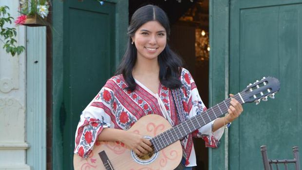 Lulus Kuliah Bisnis, Chilla Kiana Pilih Berkarier di Musik