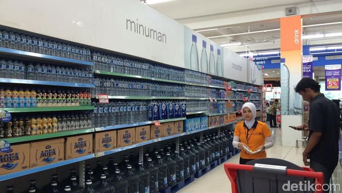 Cegah Dehidrasi dengan Promo Air Mineral di Transmart Carrefour