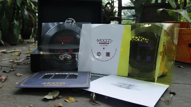 <i>Sweet Seventeen!</i> Mocca Rayakan HUT ke-17 dengan 'When We Were Young'