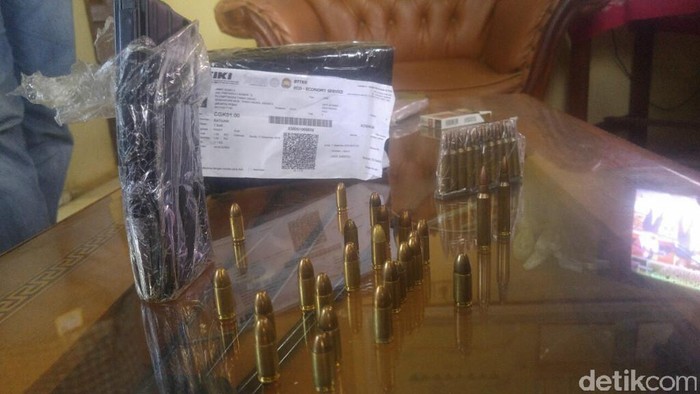 Pengirim Paket Berisi 39 Peluru di Bandara Semarang Ditangkap Polisi