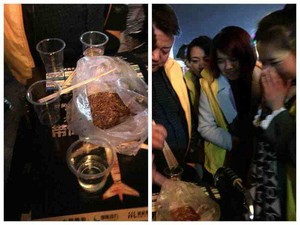 Kalau Gagal Capai Target Penjualan, Pegawai Perusahaan Ini Dipaksa Minum Liquor Isi Cacing Hidup
