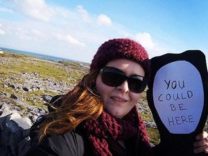 Gebetan Menghilang, Wanita Ini Traveling Dengan Pacar Bayangan