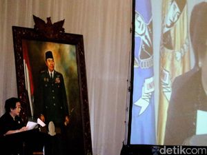Sarjana dan Retaknya Ruang Publik Kita