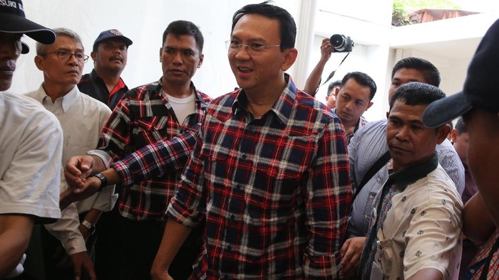 Ikhlas Terima Status Tersangka, Ahok: Ini Bukan Akhir