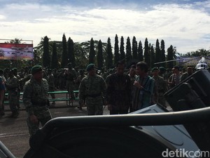 Jokowi Ingin Narasi Darinya Diteruskan oleh TNI Agar Masyarakat Tenang