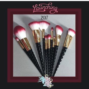 Unik, Kuas Makeup Ini Bentuknya Mirip Tanduk Unicorn