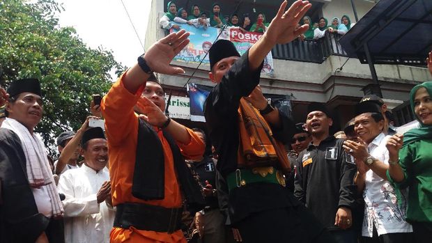 Jurus Silat 'Kuda Hitam' ala Agus Yudhoyono