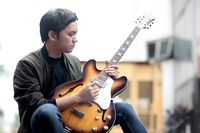 Tonton Serunya Ngobrol Bersama Calvin Jeremy Sekarang, Yuk!