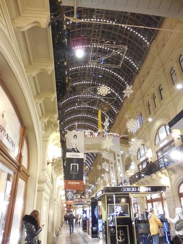 Berkunjung ke Salah Satu Mal Tercantik Dunia di Rusia