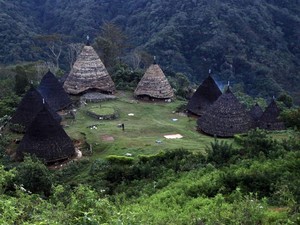 Menyepi Sejenak ke Wae Rebo, Desa di Atas Awan yang Mendunia