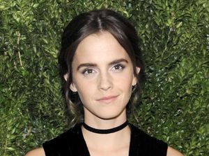 Promosi Beauty & The Beast, Emma Watson Andalkan Busana Ramah Lingkungan