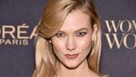 Gold Lady!Karlie Kloss dengan Dress Emas