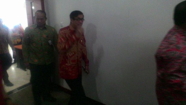 Yasonna Laoly hadir di rapat