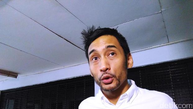 Tatan Selebgram Balita yang Gemesin, Skandal Angel Karamoy dan Produser