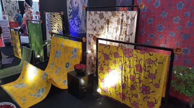 Display batik Kain Besurek khas Bengkulu (Fitraya/detiktravel)