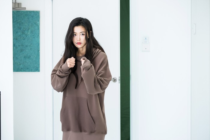 Jun Ji Hyun Ungkap Kesan Selama Syuting Legend of The Blue Sea