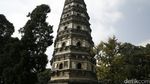 Ini Dia Menara Pisa dari Timur
